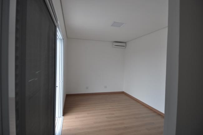 Casa de Condomínio à venda com 4 quartos, 300m² - Foto 11