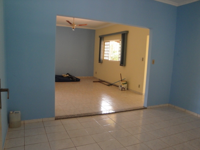 Casa à venda com 3 quartos, 300m² - Foto 17