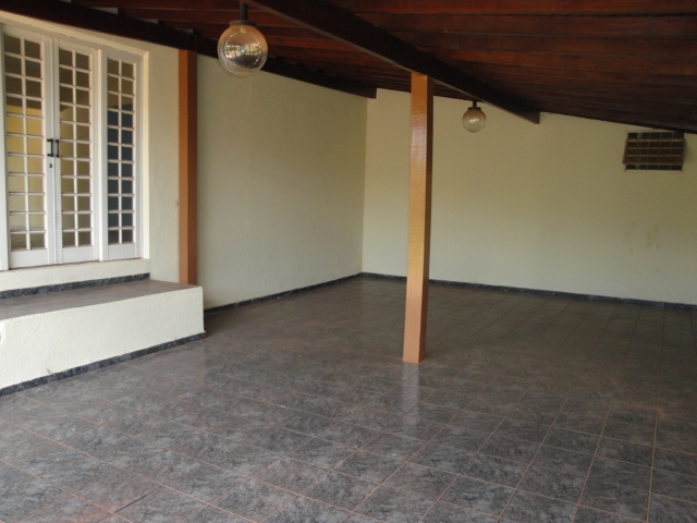 Casa à venda com 3 quartos, 300m² - Foto 27