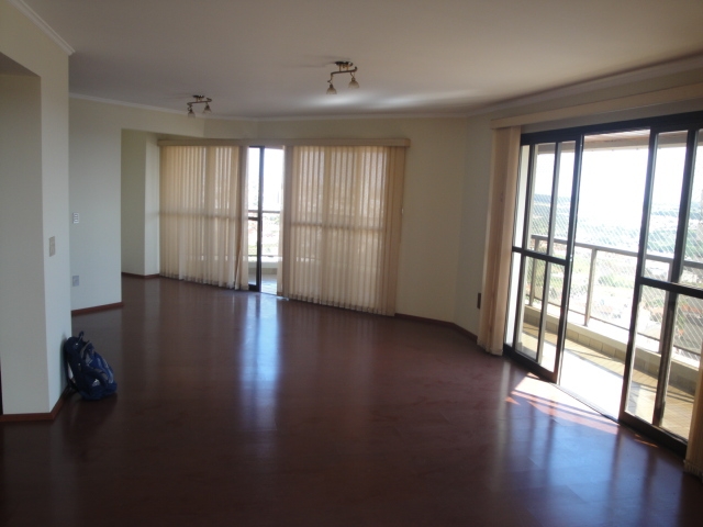 Apartamento à venda com 3 quartos, 268m² - Foto 4