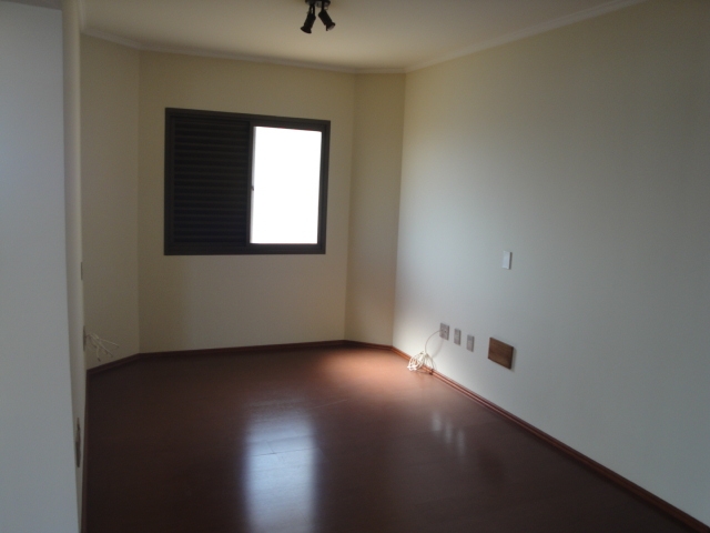 Apartamento à venda com 3 quartos, 268m² - Foto 5