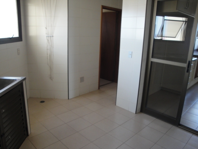 Apartamento à venda com 3 quartos, 268m² - Foto 16