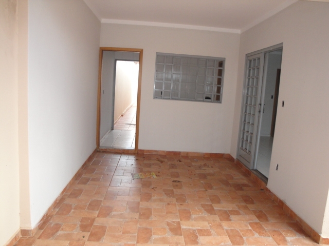 Casa à venda com 3 quartos, 105m² - Foto 4