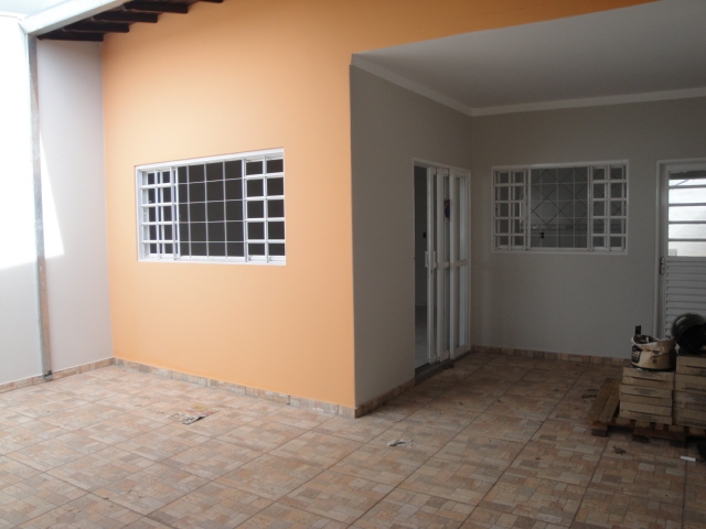 Casa à venda com 3 quartos, 111m² - Foto 2