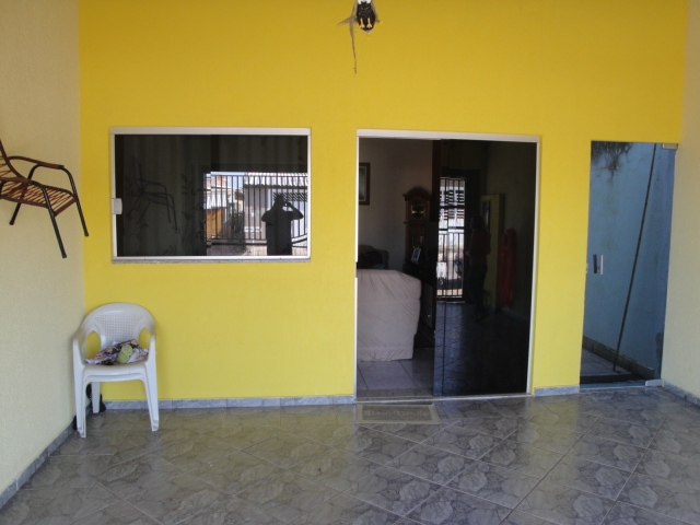 Casa à venda com 3 quartos, 120m² - Foto 2