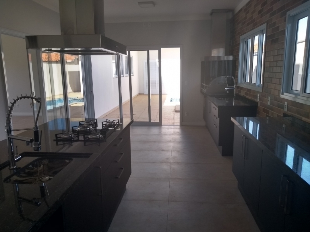 Casa de Condomínio à venda com 3 quartos, 210m² - Foto 15