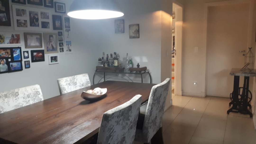 Casa à venda com 3 quartos, 180m² - Foto 5