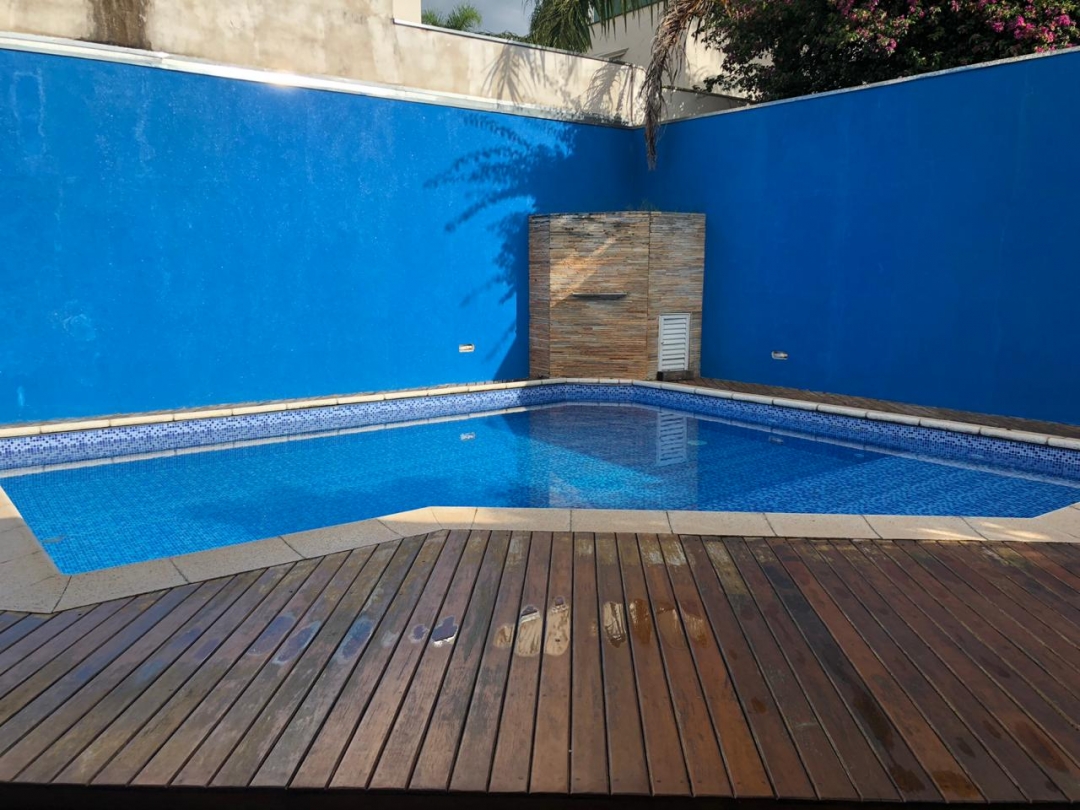 Casa à venda e aluguel com 3 quartos, 450m² - Foto 3