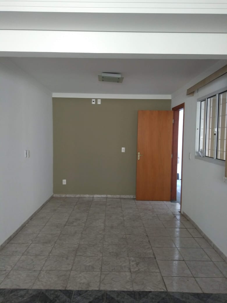 Casa à venda com 3 quartos, 286m² - Foto 9