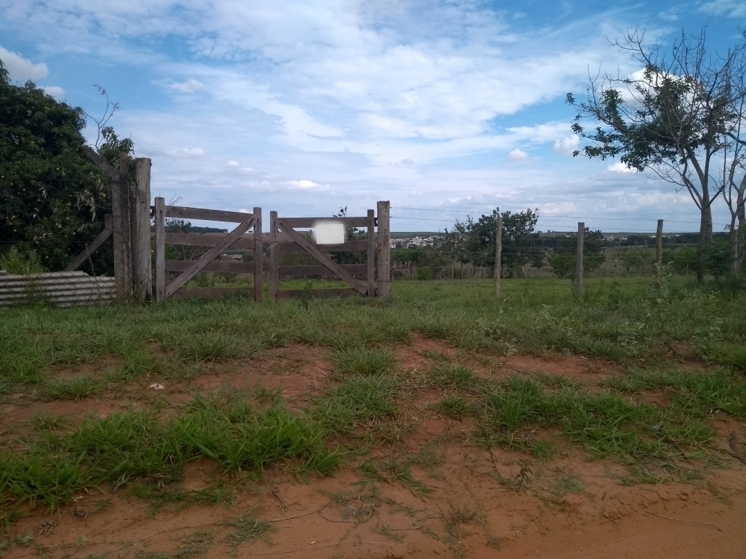 Terreno à venda, 2500m² - Foto 1