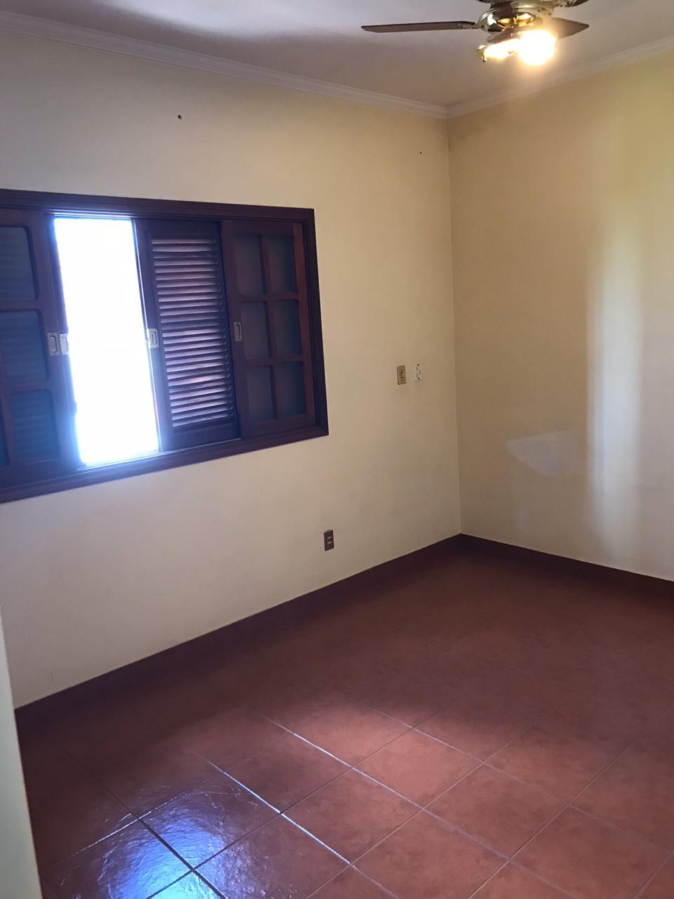 Casa à venda e aluguel com 5 quartos, 250m² - Foto 16