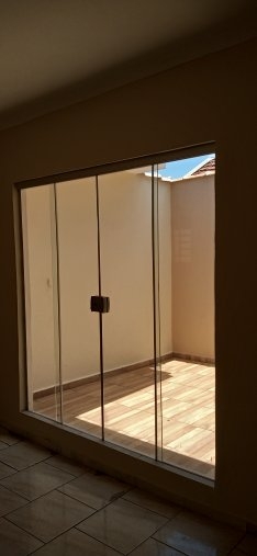 Casa para alugar com 3 quartos, 183m² - Foto 2