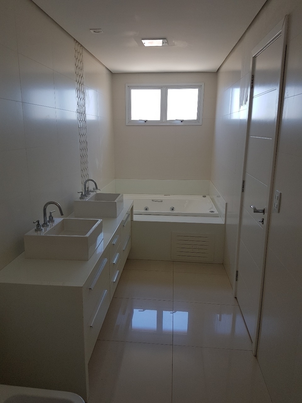 Apartamento para alugar com 4 quartos, 200m² - Foto 10