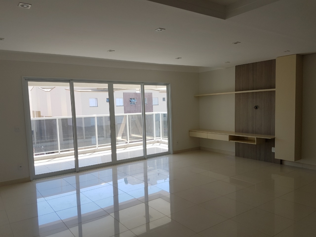 Apartamento para alugar com 4 quartos, 200m² - Foto 11