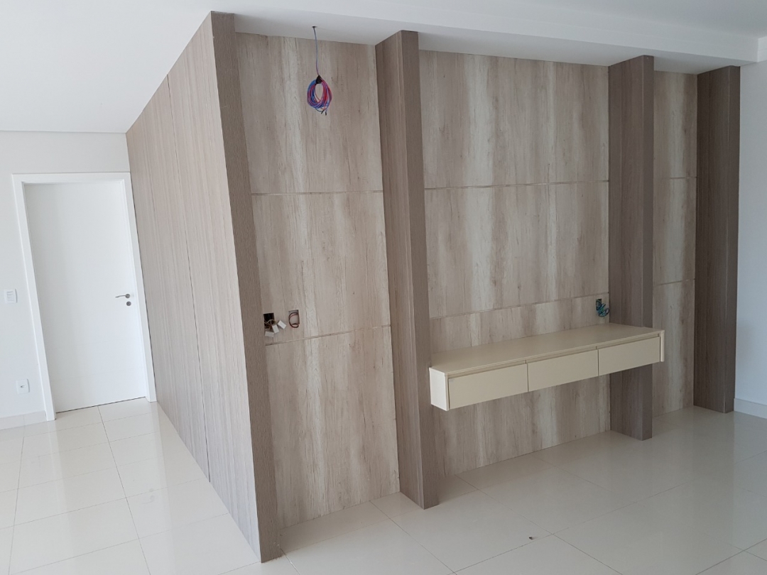 Apartamento para alugar com 4 quartos, 200m² - Foto 5