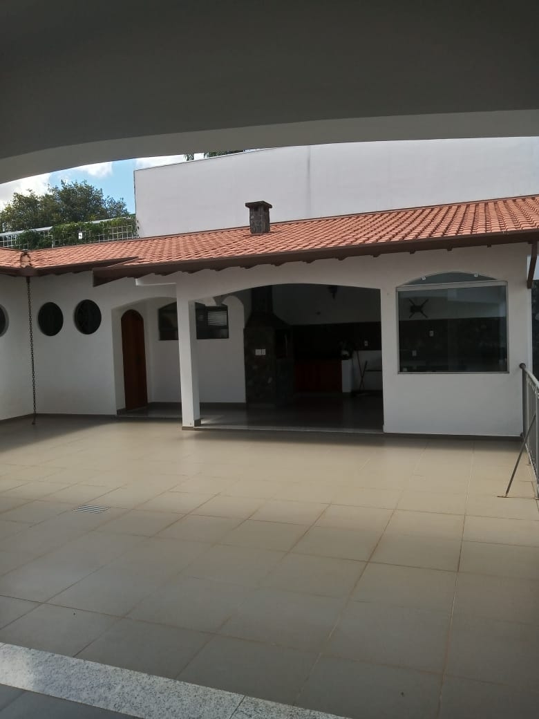 Casa à venda com 4 quartos, 450m² - Foto 32