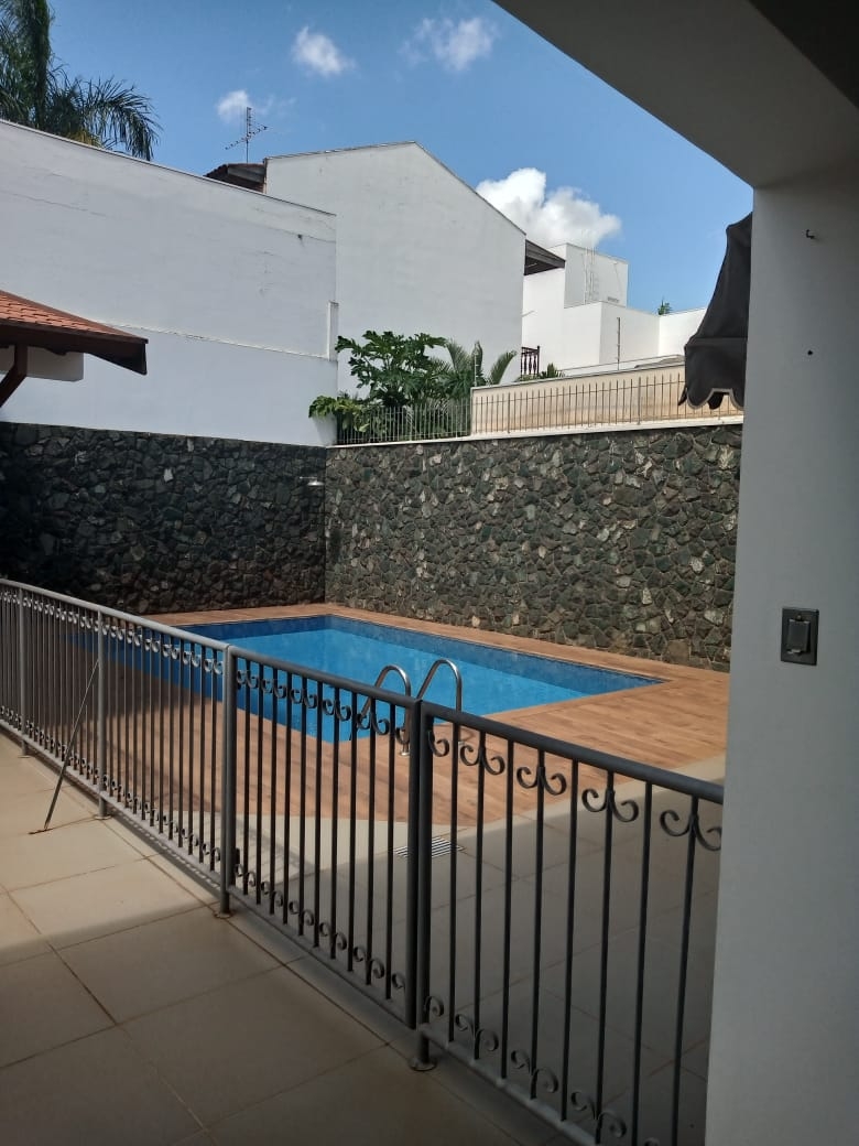 Casa à venda com 4 quartos, 450m² - Foto 31