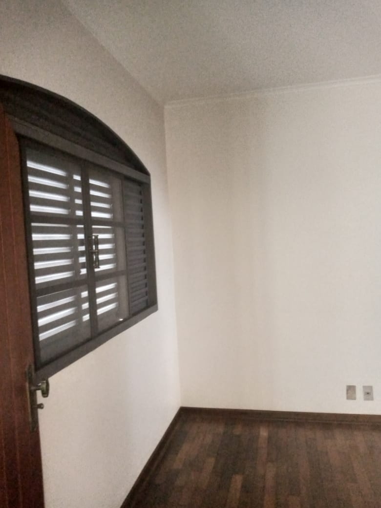 Casa à venda com 4 quartos, 450m² - Foto 25