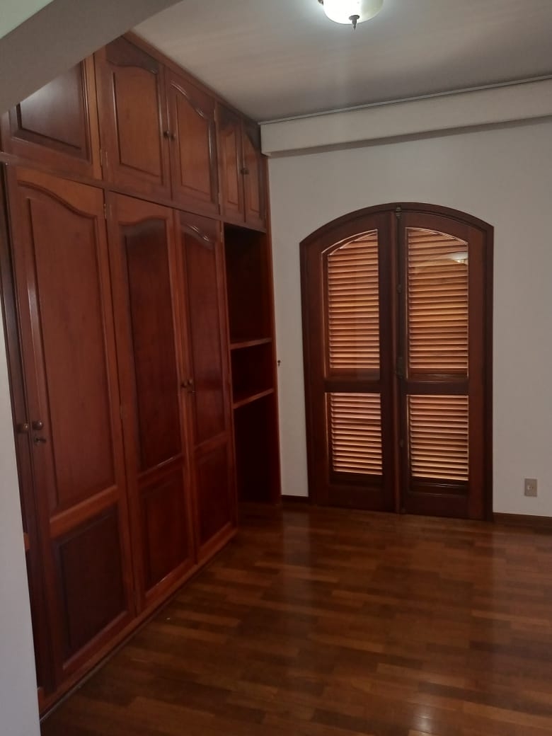 Casa à venda com 4 quartos, 450m² - Foto 72