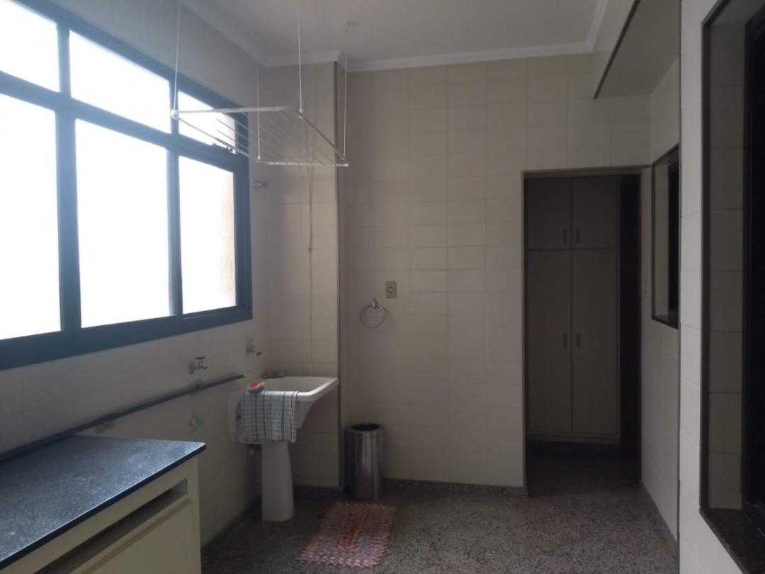 Apartamento à venda com 3 quartos, 376m² - Foto 19