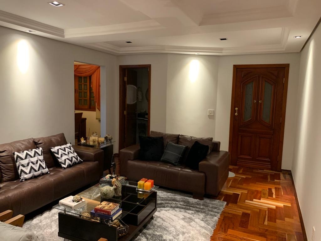 Casa à venda com 5 quartos, 312m² - Foto 4