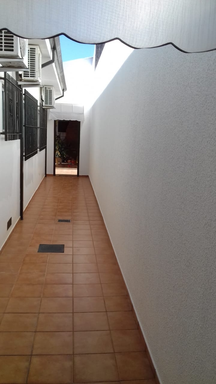 Casa à venda com 3 quartos, 300m² - Foto 51