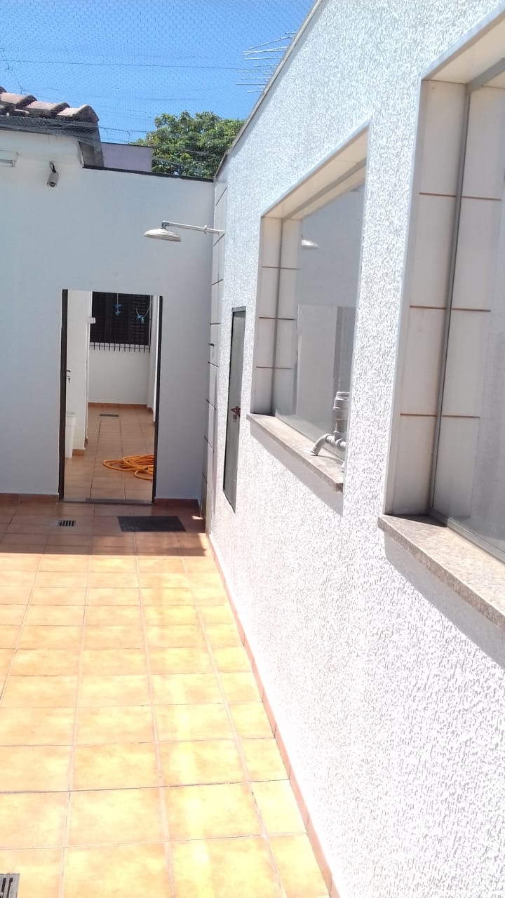 Casa à venda com 3 quartos, 300m² - Foto 46