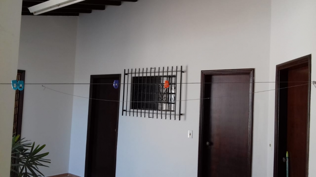 Casa à venda com 3 quartos, 300m² - Foto 25