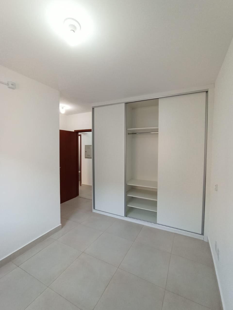 Apartamento para alugar com 2 quartos, 85m² - Foto 19