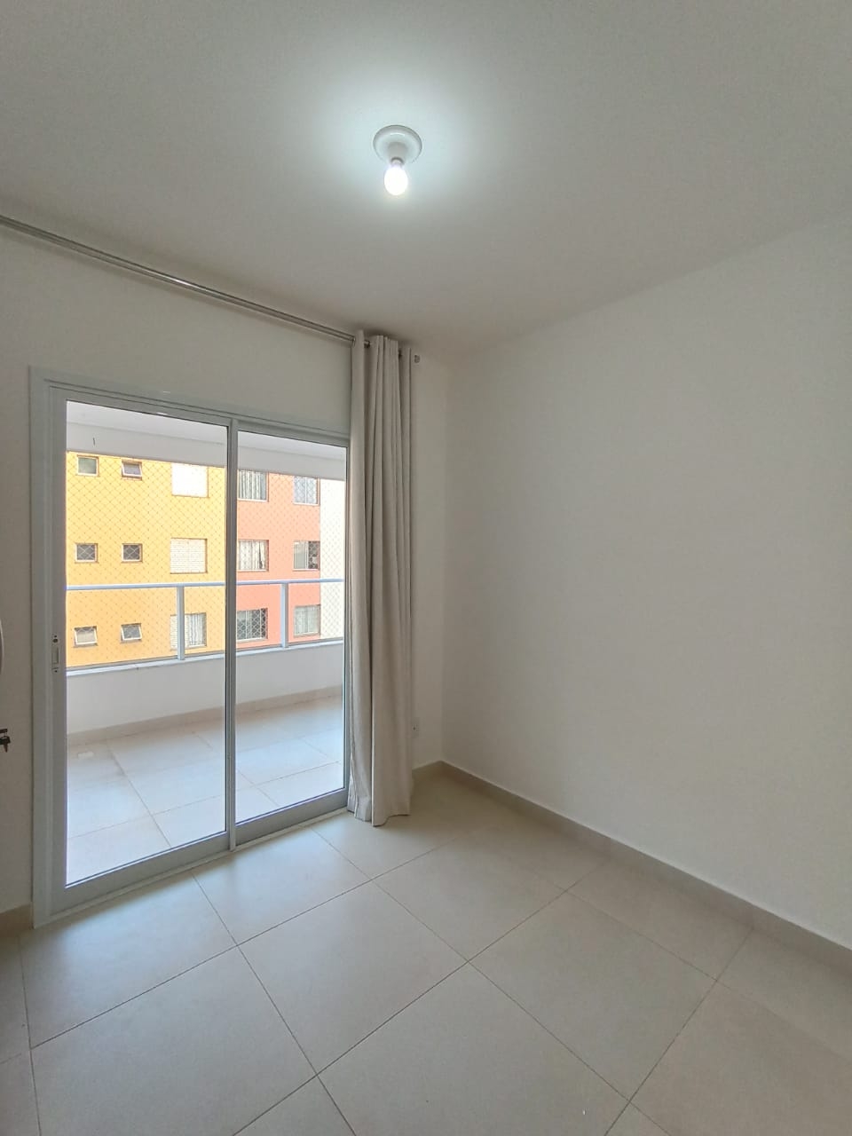 Apartamento para alugar com 2 quartos, 85m² - Foto 8