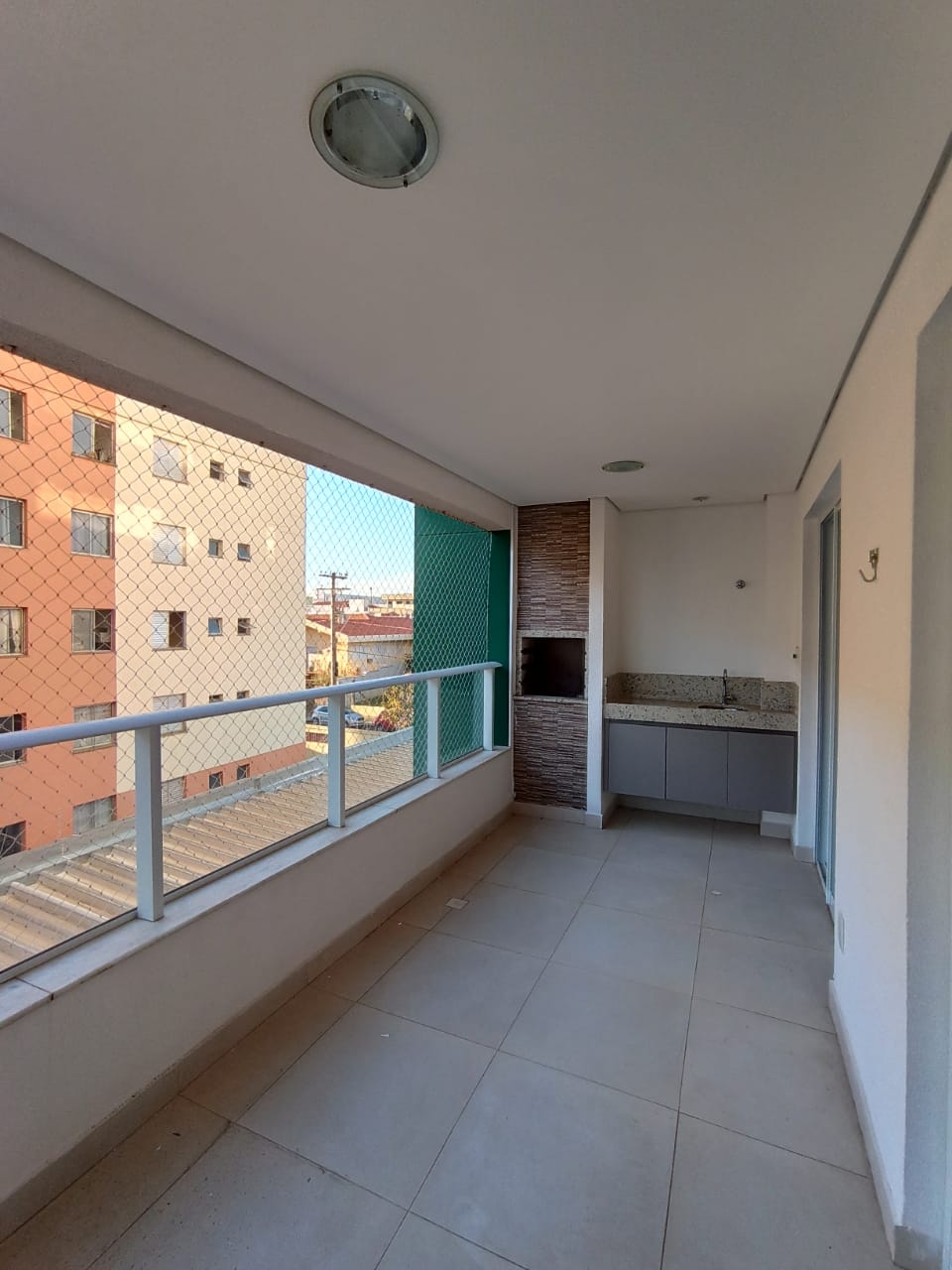 Apartamento para alugar com 2 quartos, 85m² - Foto 9