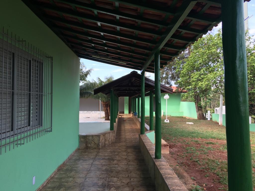 Fazenda à venda com 3 quartos, 1200m² - Foto 2