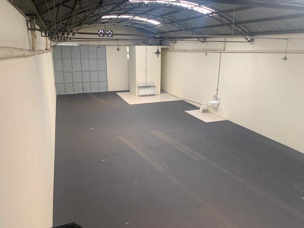 Prédio Inteiro para alugar, 330m² - Foto 9