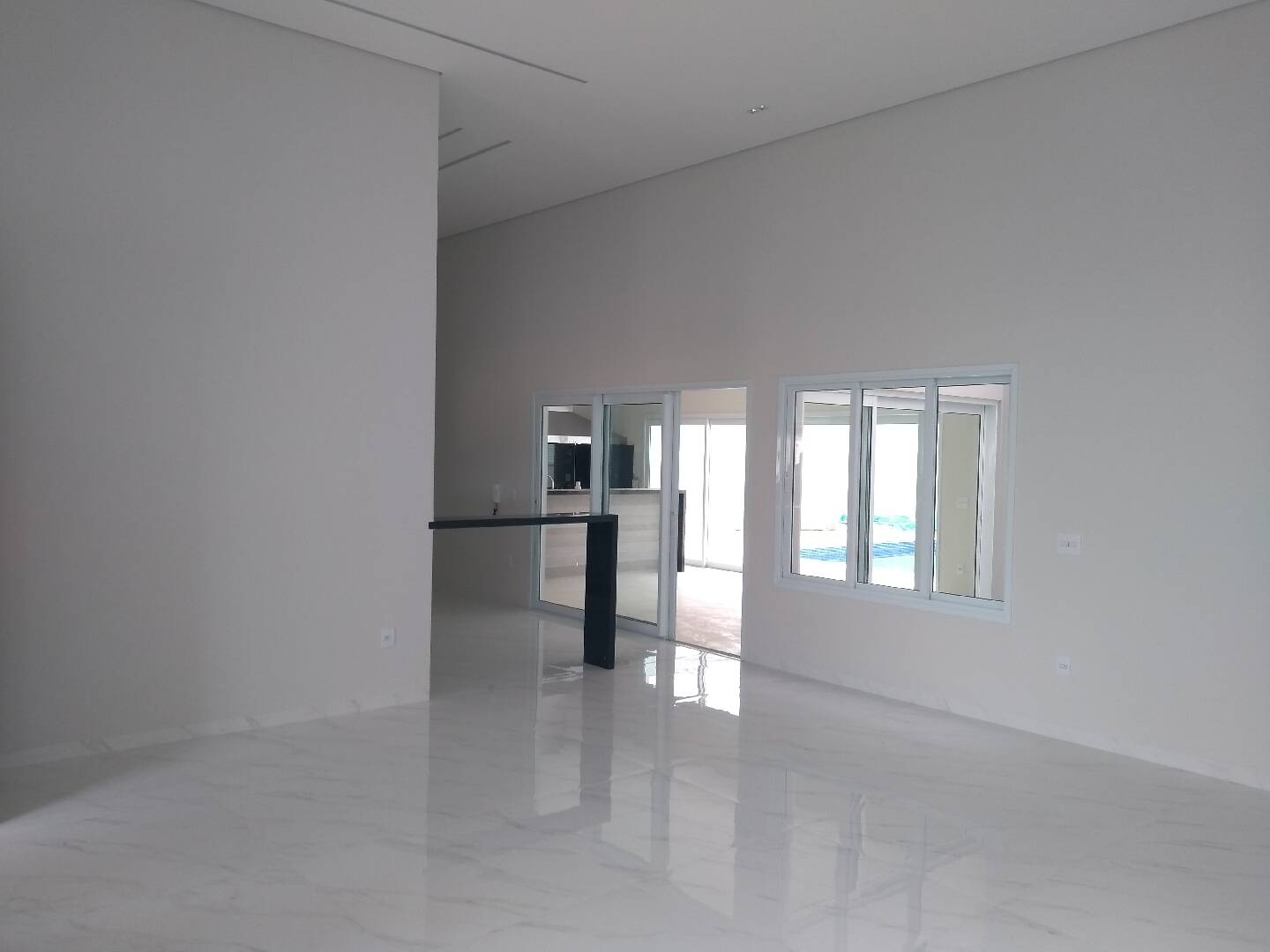 Casa à venda com 3 quartos, 360m² - Foto 25