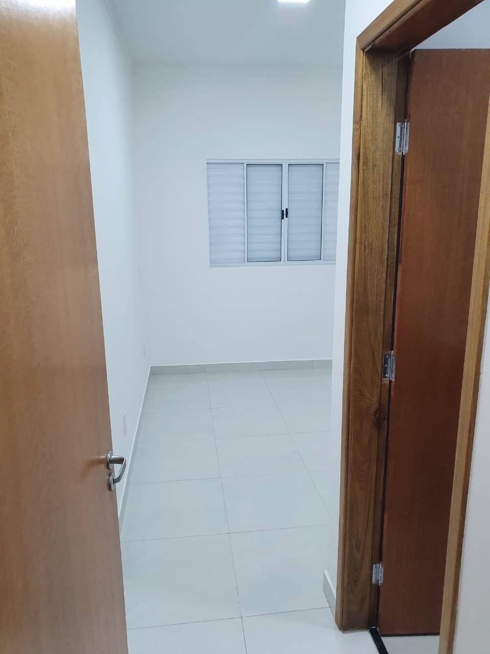 Casa à venda com 3 quartos, 175m² - Foto 2