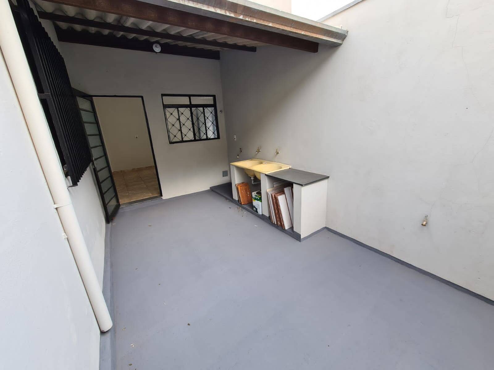 Casa à venda com 4 quartos, 360m² - Foto 34