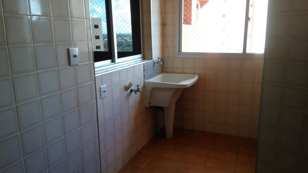 Apartamento à venda com 3 quartos - Foto 25