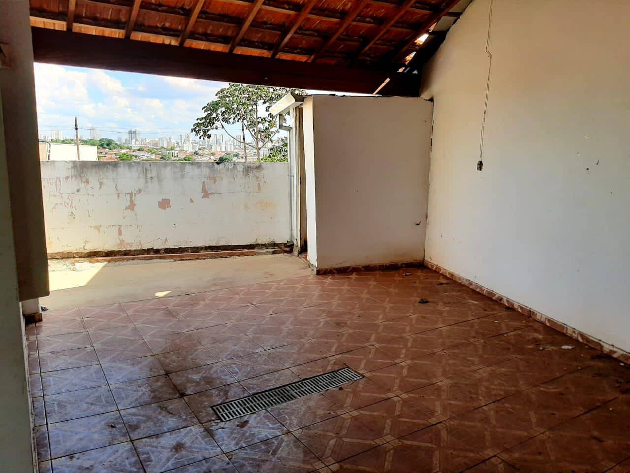 Casa à venda e aluguel com 2 quartos - Foto 18