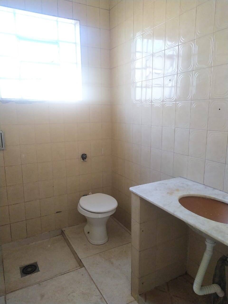 Casa à venda e aluguel com 3 quartos - Foto 8