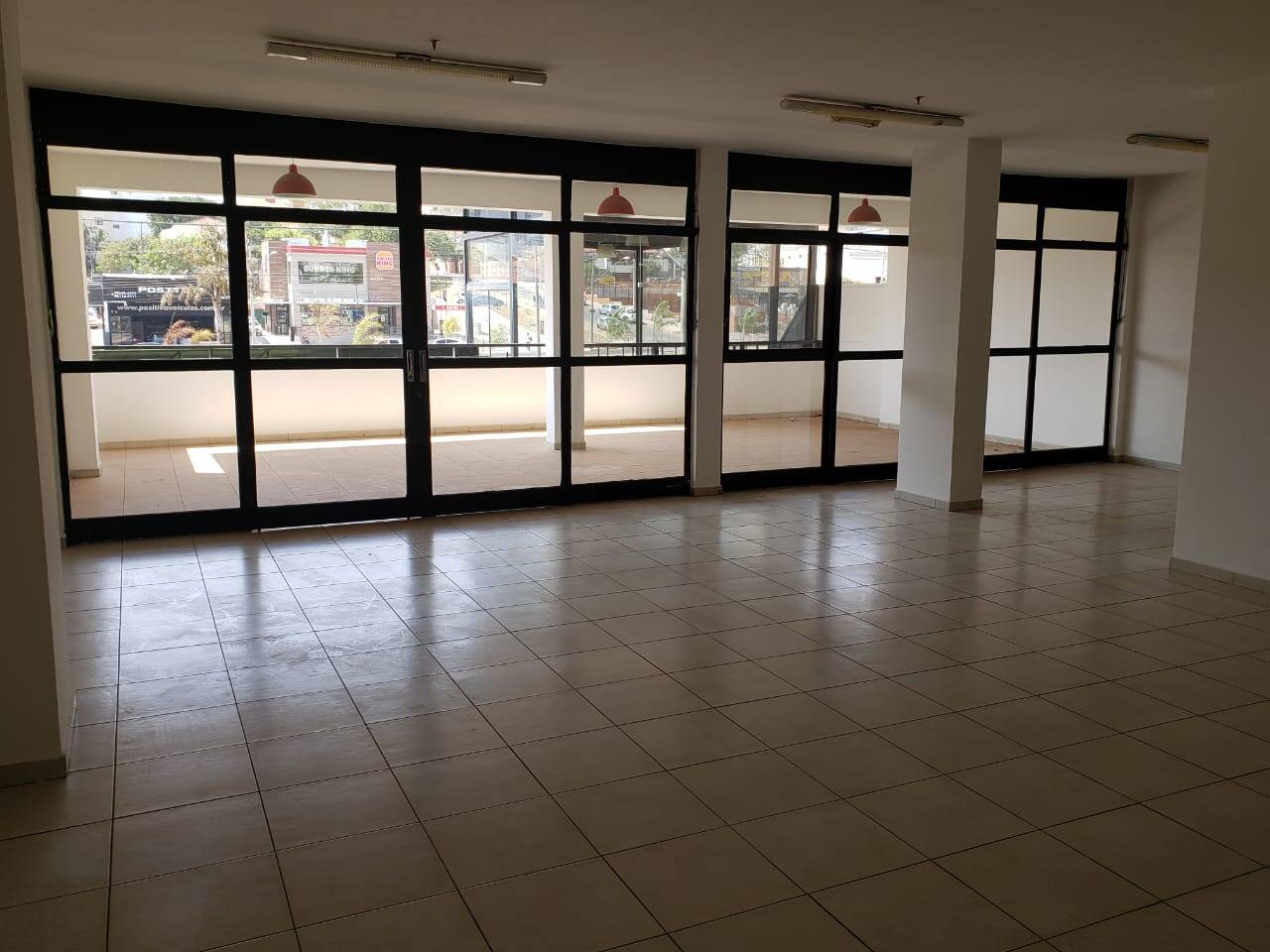 Loja-Salão para alugar, 400m² - Foto 8