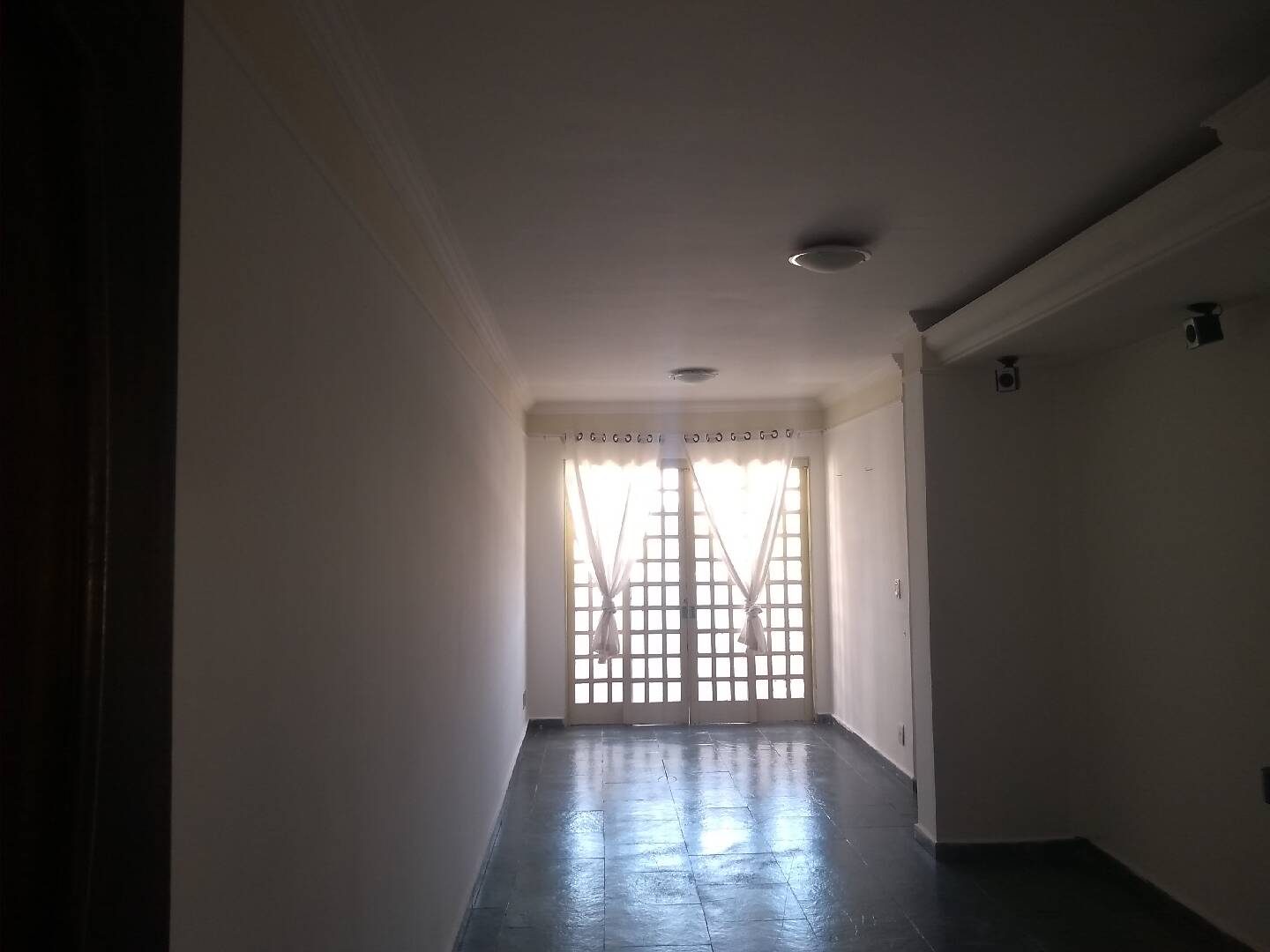 Apartamento para alugar com 2 quartos, 86m² - Foto 2