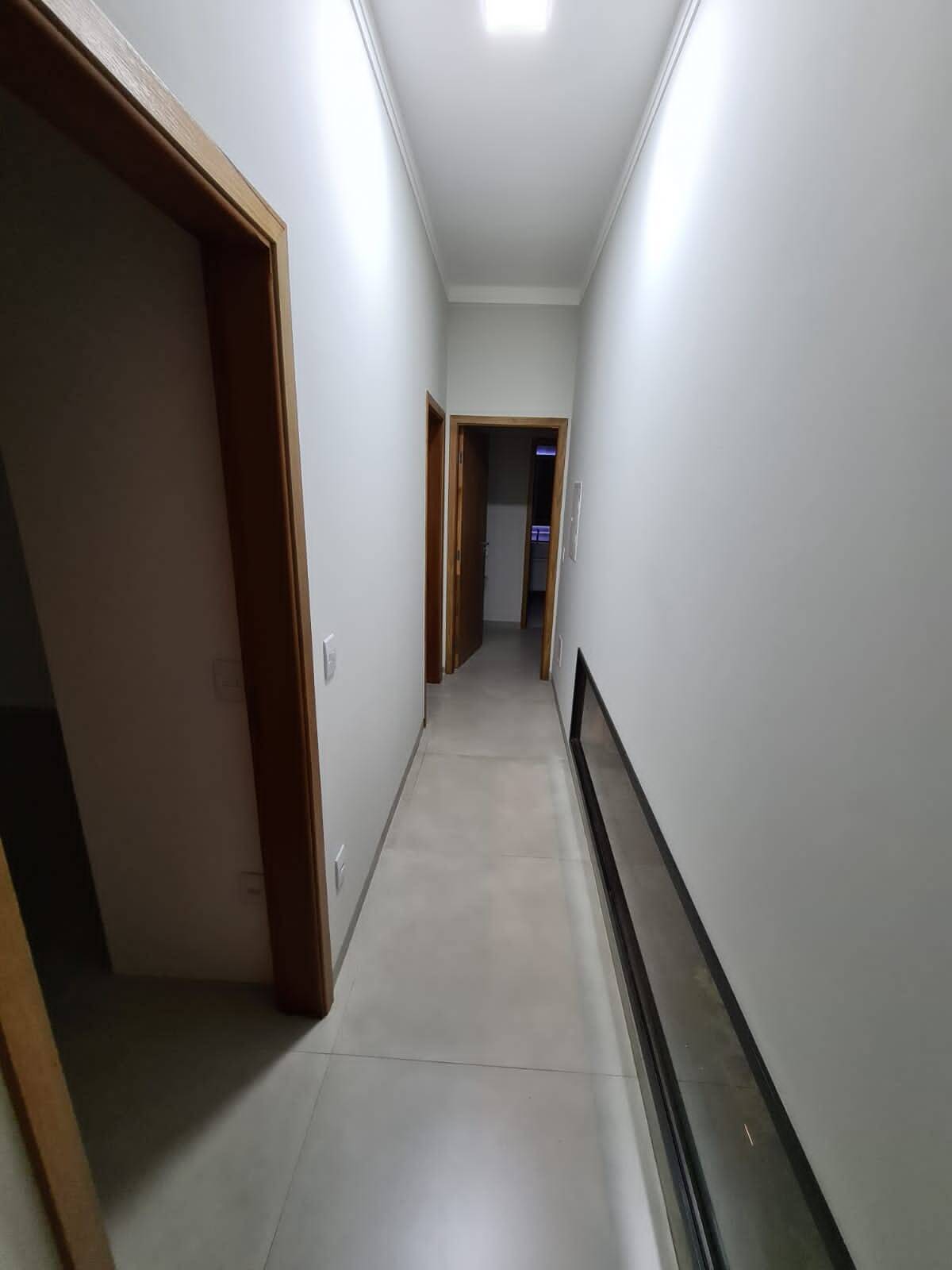 Casa à venda e aluguel com 3 quartos, 180m² - Foto 8