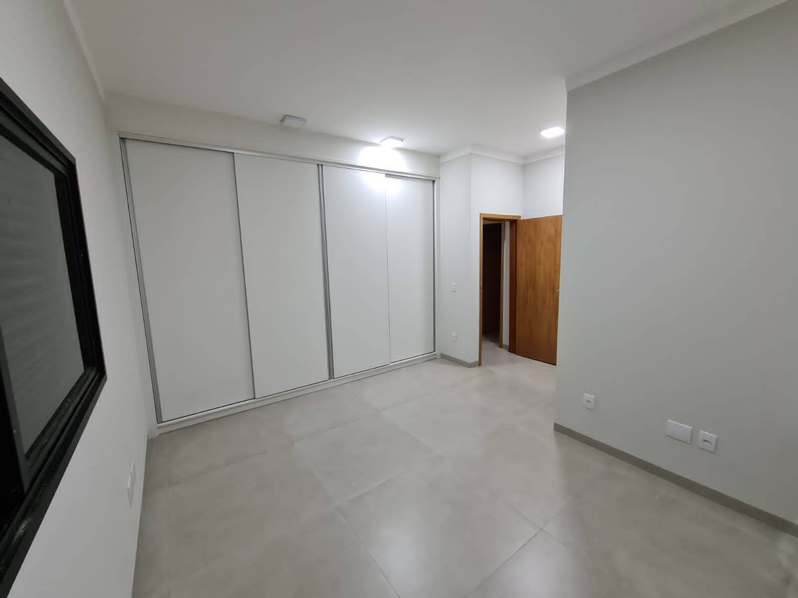 Casa à venda e aluguel com 3 quartos, 180m² - Foto 12