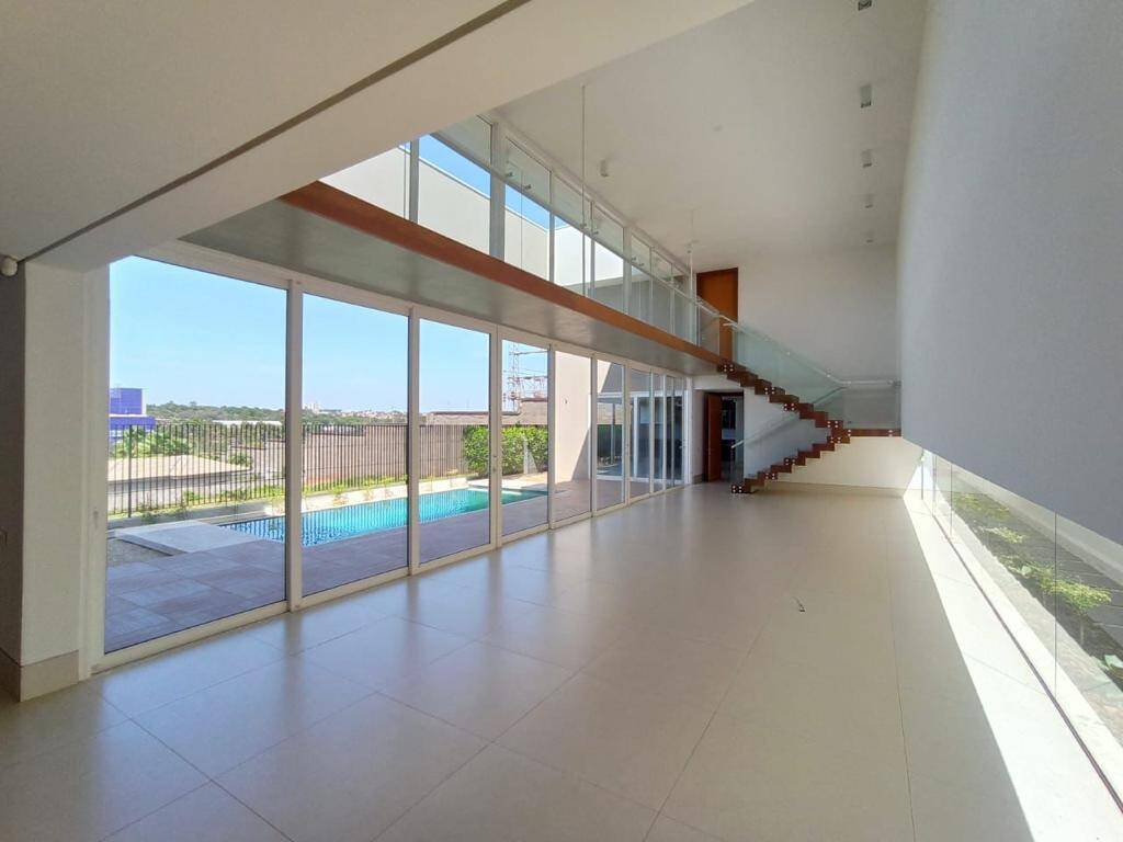 Casa para alugar com 3 quartos, 570m² - Foto 5