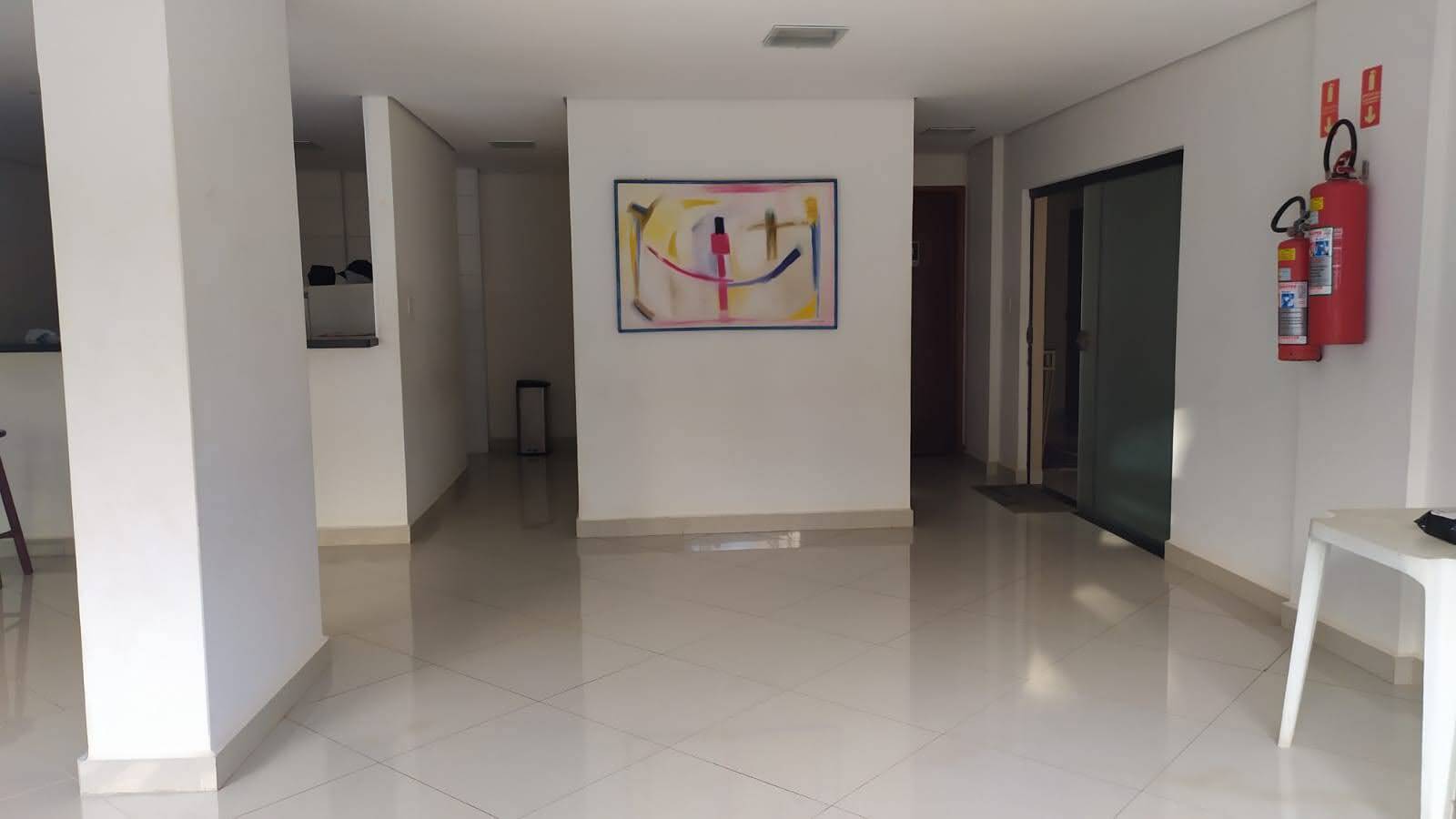 Apartamento à venda com 2 quartos, 70m² - Foto 35