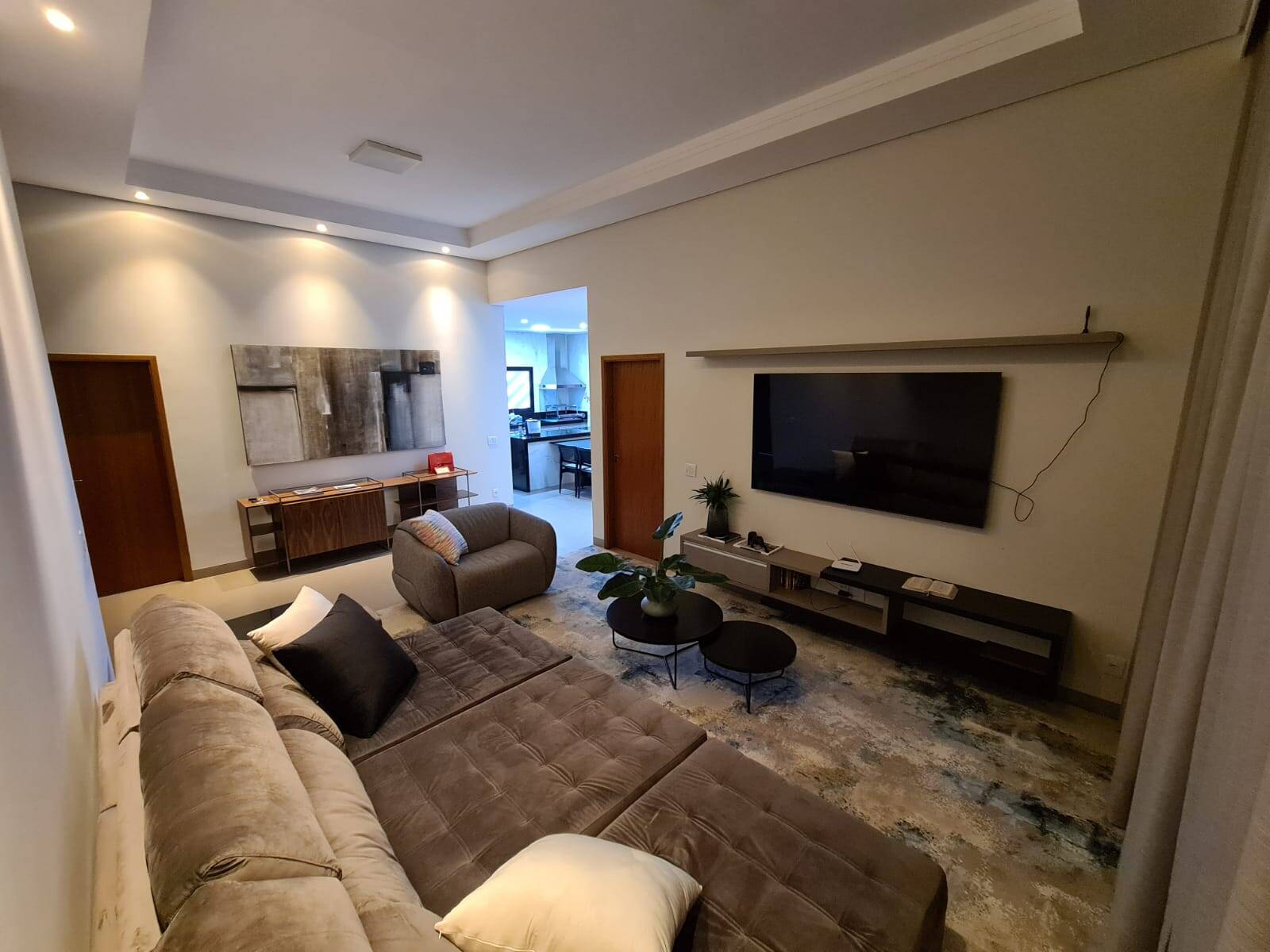 Casa à venda e aluguel com 3 quartos, 350m² - Foto 14