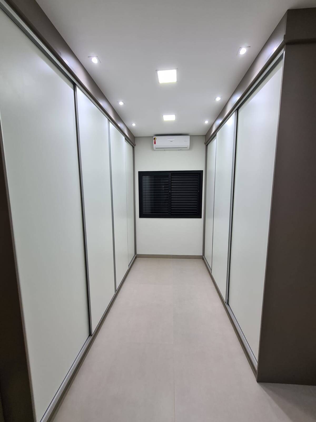 Casa à venda e aluguel com 3 quartos, 350m² - Foto 18