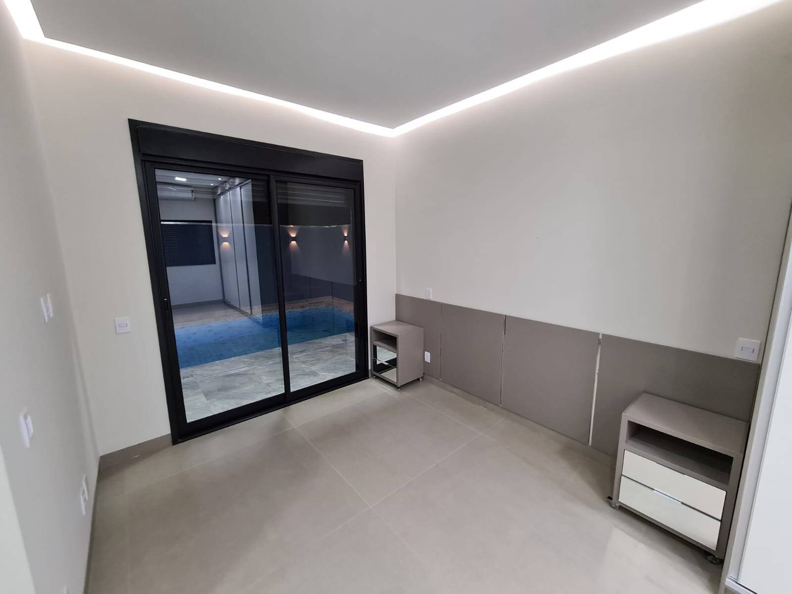 Casa à venda e aluguel com 3 quartos, 350m² - Foto 21