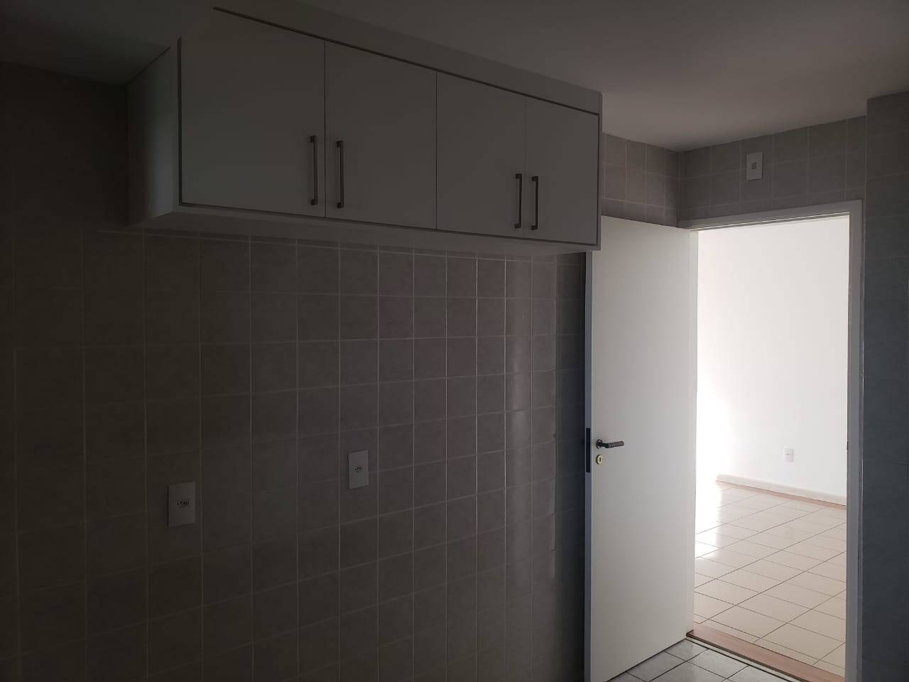 Apartamento à venda com 3 quartos - Foto 12