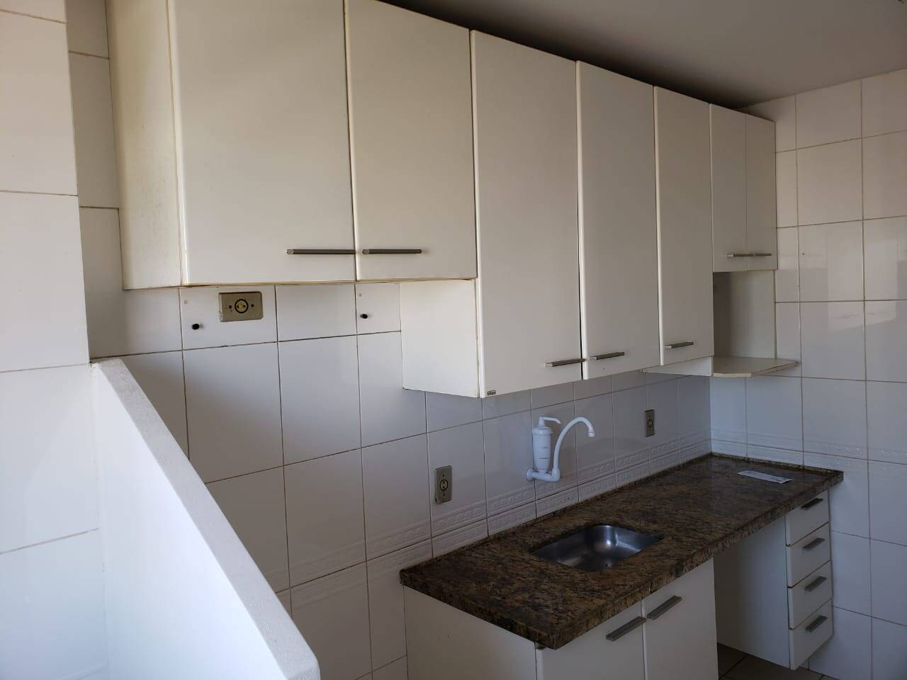 Apartamento à venda com 3 quartos, 76m² - Foto 13